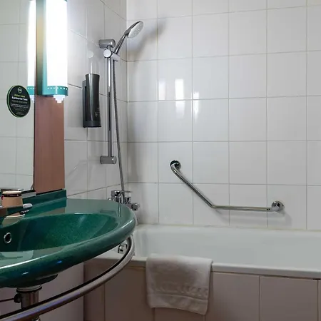 Hotell Grenoble Universite 2