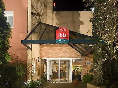 Ibis Grenoble 3*