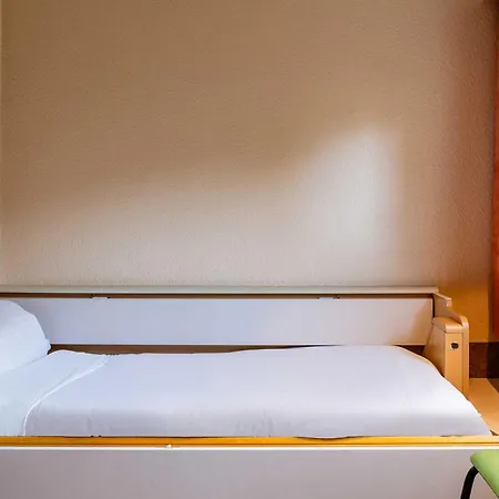 Hotel Grenoble Universite 2 Gières